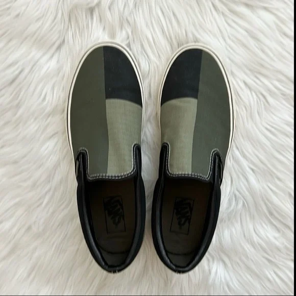 VAN’S | Men’s Classic Slip-On 66 Supply Sneakers |Vetiver Black Green | Size 8.5 - Picture 8 of 13